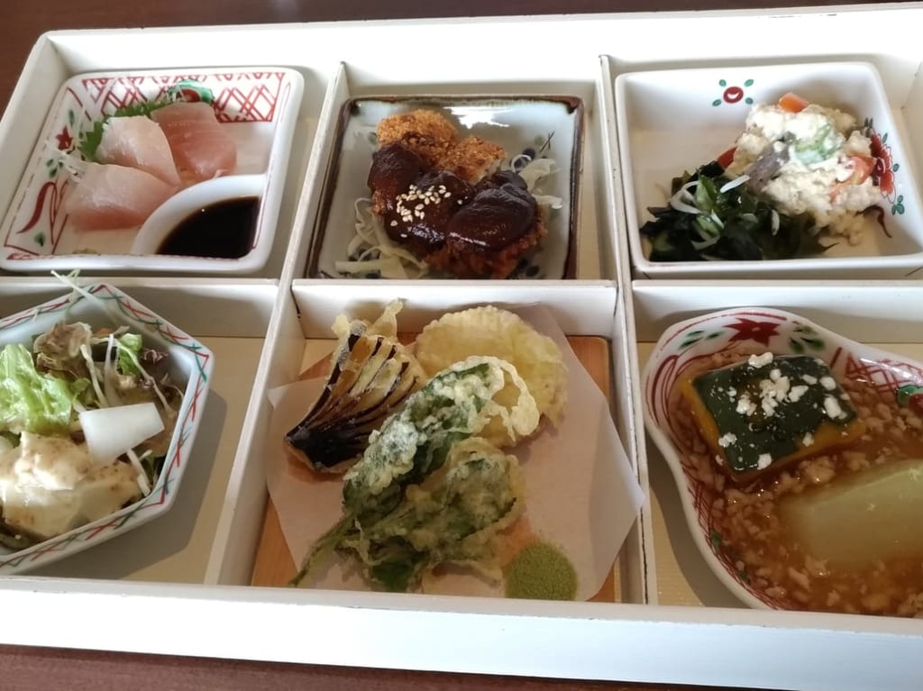ベジキューブカフェのランチ