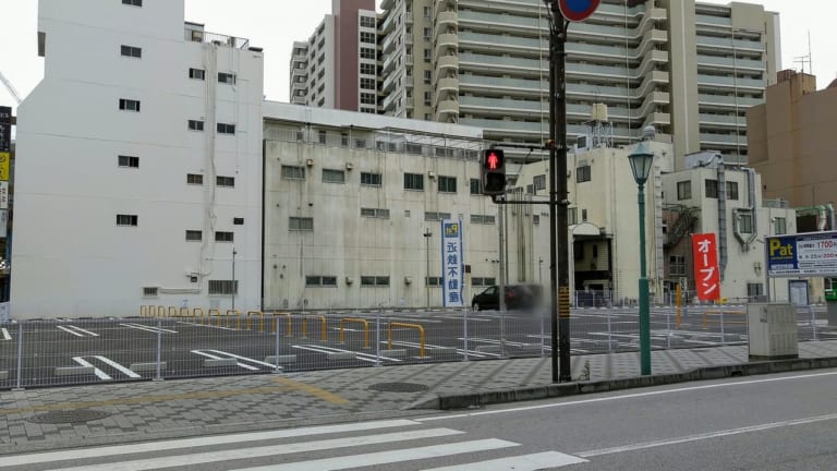 Pat近鉄四日市駅前駐車場