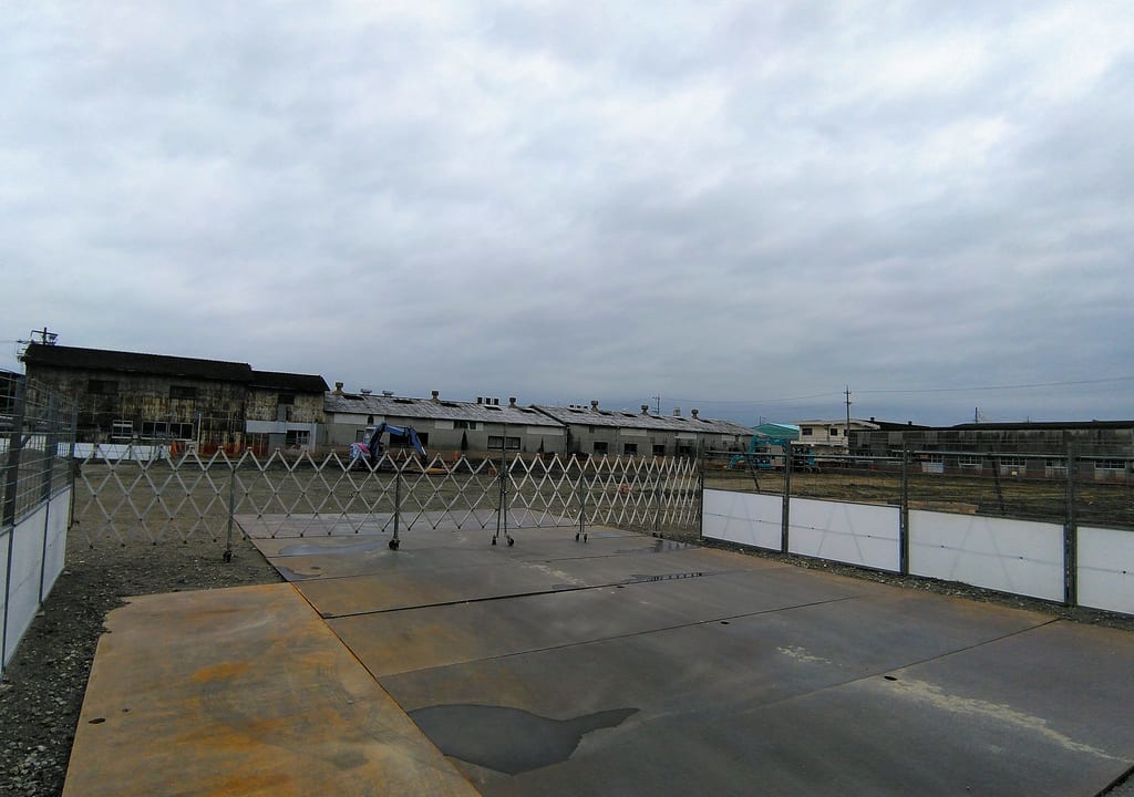 クスリのアオキ　羽津町