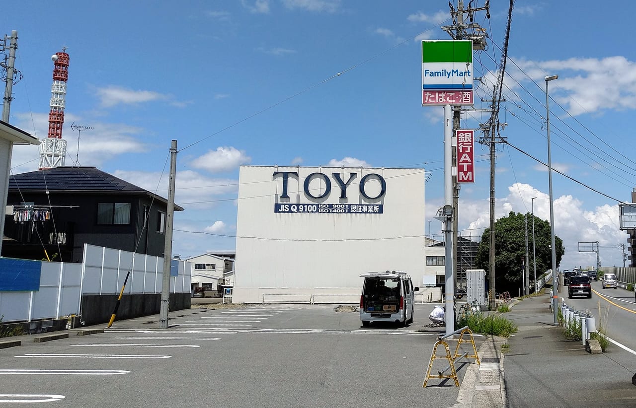 ファミリーマート四日市茂福町店