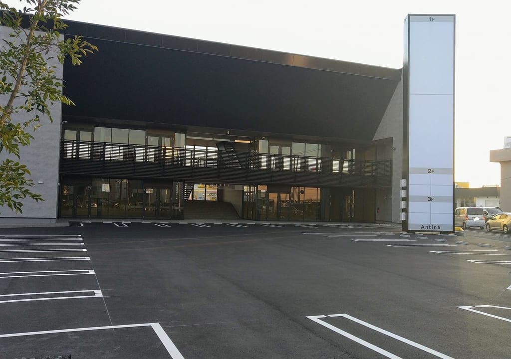 町田商店四日市店