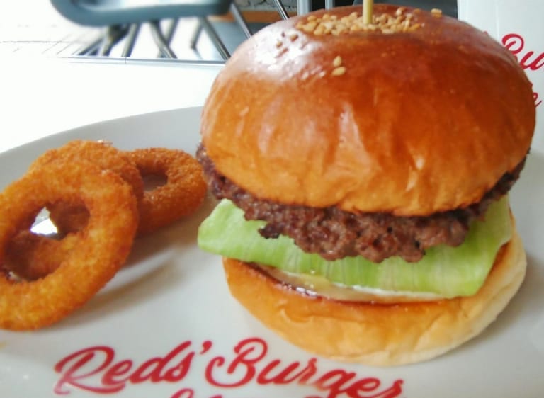 reds' burger diner